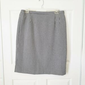 Blacker by Stanley Blacker Women’s Skirt Size 18 White Black Used Vintage Y2K